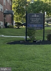 Building Photo - 850 Station Ave