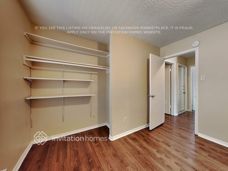 Building Photo - 11163 Wheatridge Dr