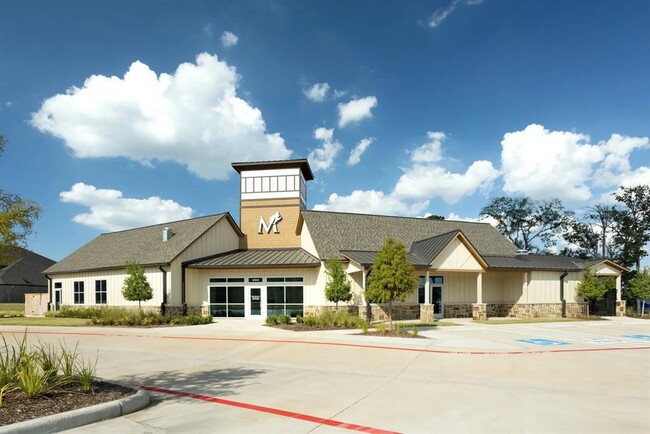 Building Photo - 7010 Lauren Oak Dr