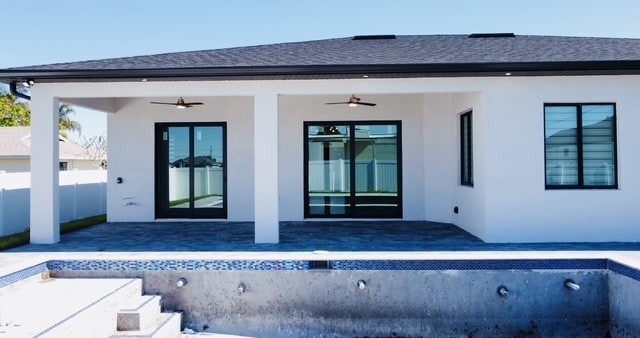 Building Photo - 2014 NE 9th Ave