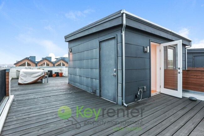 Building Photo - Ballard Area Home with Rooftop Deck, AC, and Parking