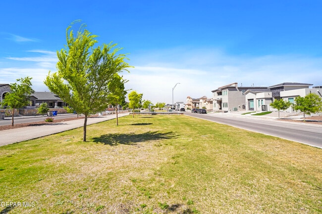 Building Photo - 2332 Mike Price Dr