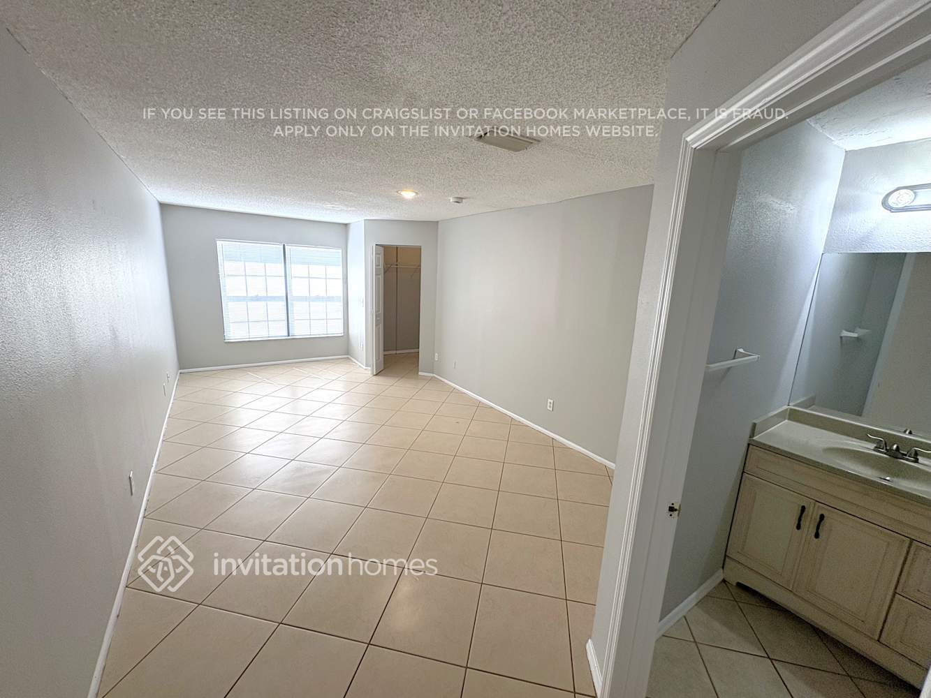 Building Photo - 5657 25th St Cir E