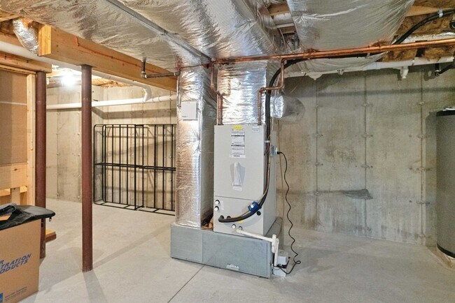 Building Photo - 100 Shepard's Cove Rd