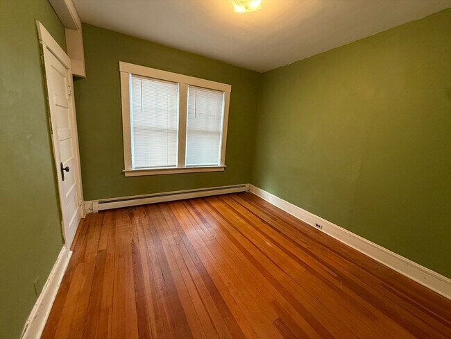 Building Photo - 173 Princeton Blvd