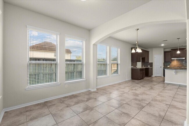 Building Photo - 2246 Oakleaf Trail Ln