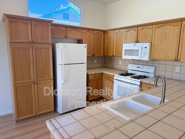 Building Photo - 155 Sagebrook Dr