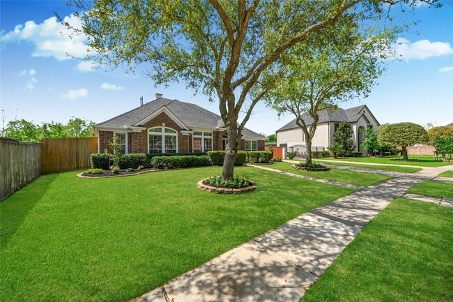 Building Photo - 2622 Stonebury Ln