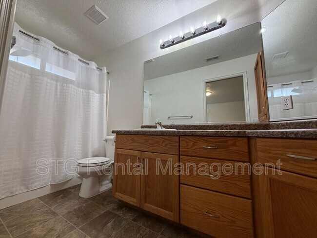 Building Photo - 425 E 1050 S