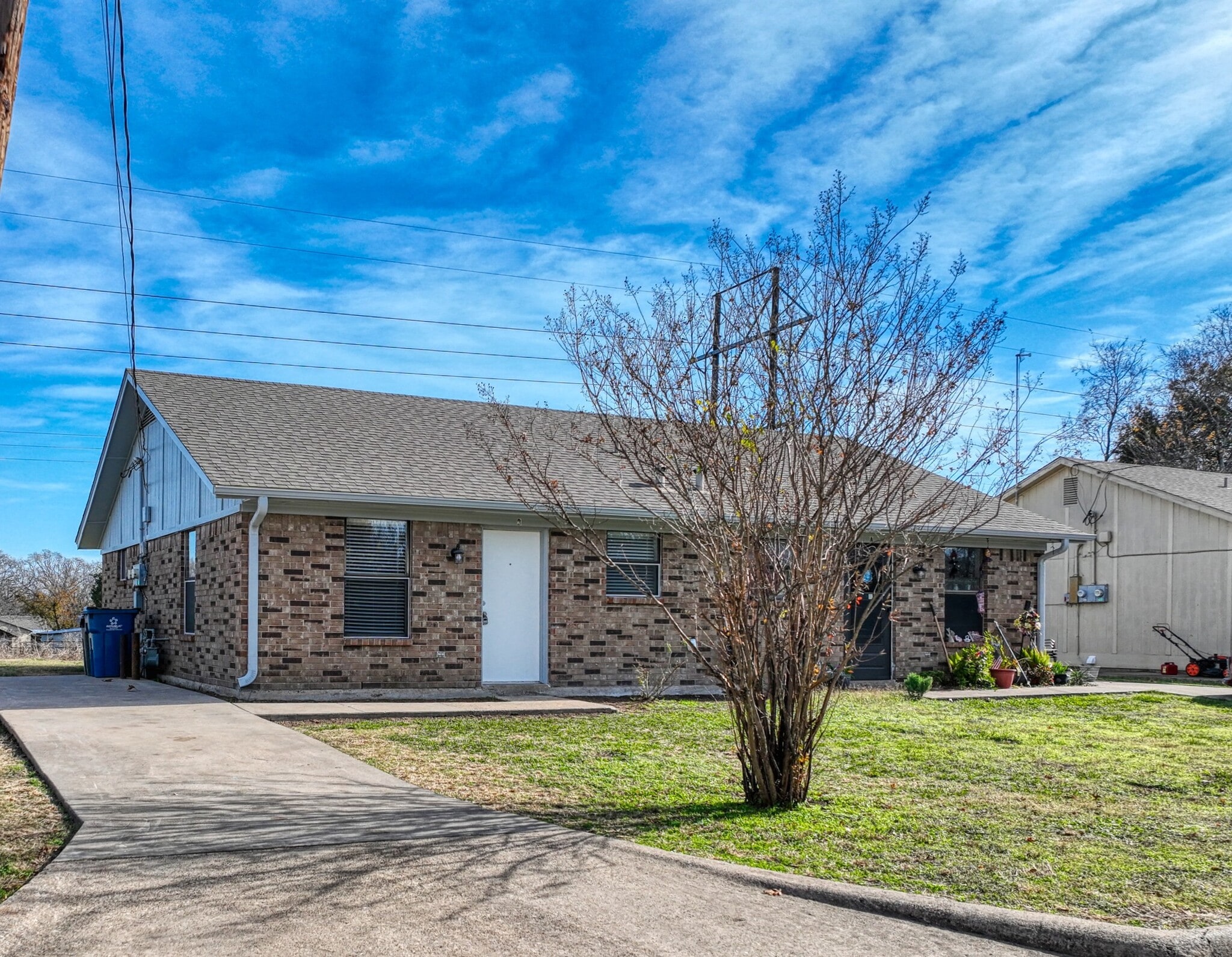 Building Photo - 2113 Interurban Blvd