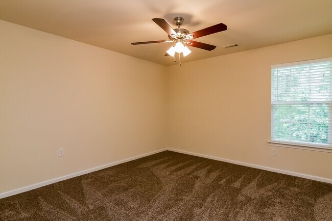 Building Photo - 14130 Waterlyn Dr