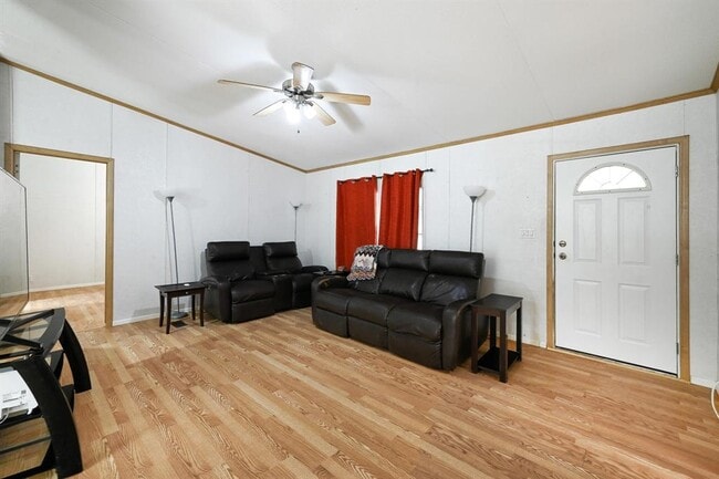 Building Photo - 7807 Williamson Creek Drive