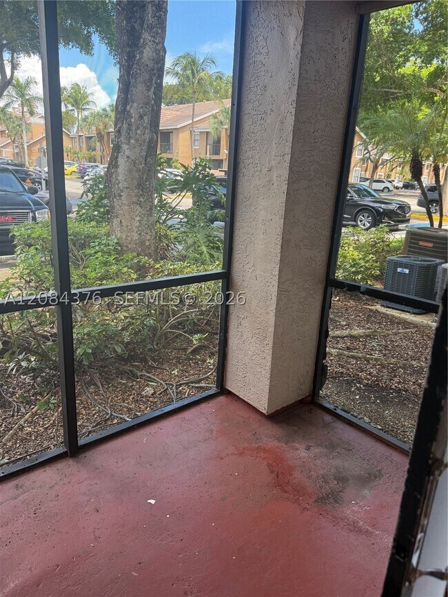 Building Photo - 15680 SW 106th Ln