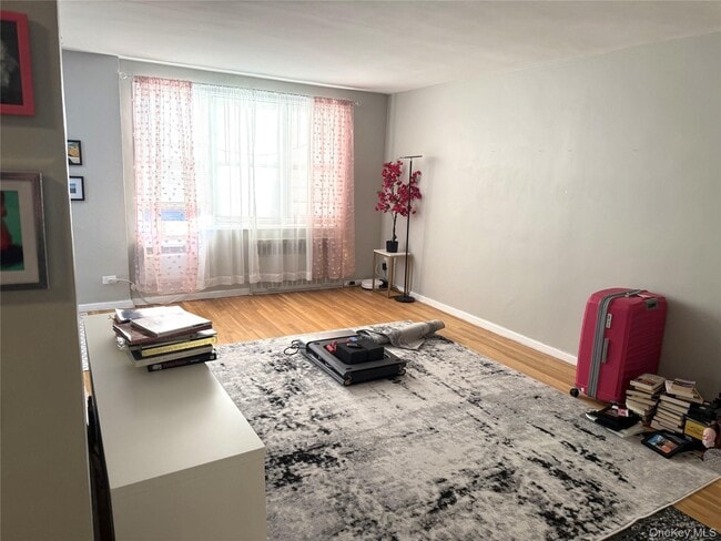 Building Photo - 52 Yonkers Terrace