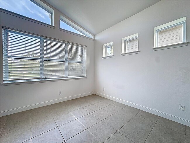 Building Photo - 8250 Nemours Pkwy