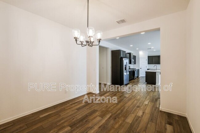 Building Photo - 10163 W Crittenden Ln