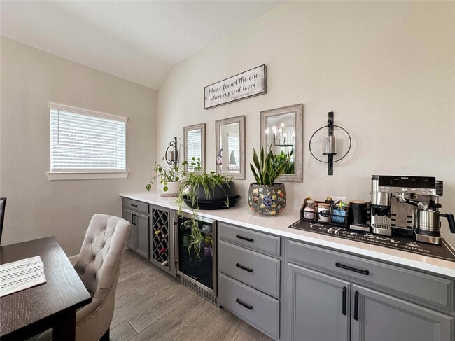 Building Photo - 9718 Starry Night Ln