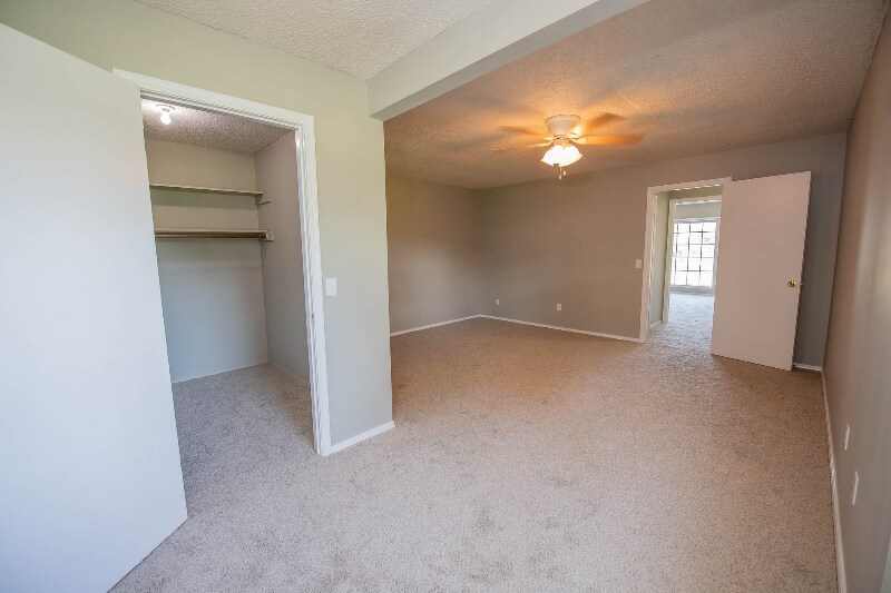 Building Photo - 2054 Garland Ave