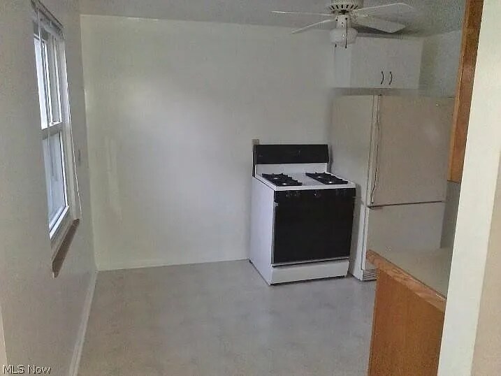 Building Photo - 20801 Crystal Ave