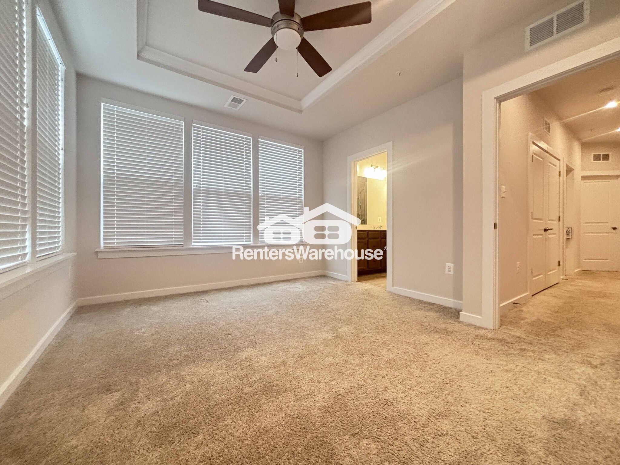 Building Photo - 2500 Emerald Branch Dr