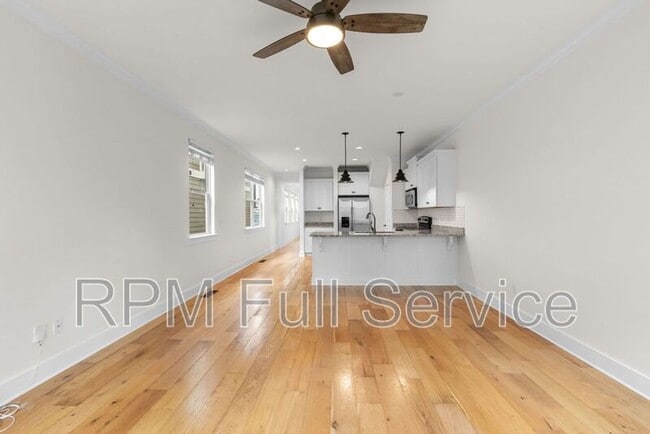 Building Photo - 537 Eastboro Dr