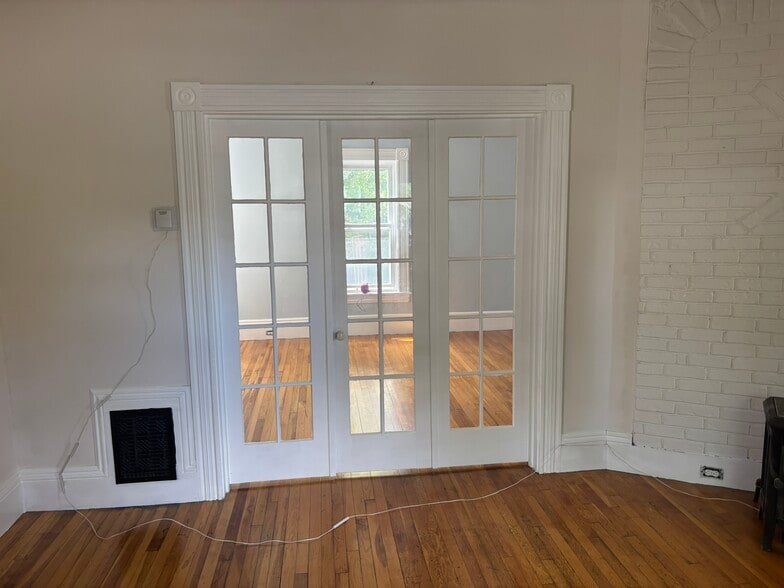 Building Photo - 67 Boynton St