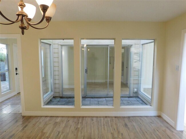 Building Photo - 4718 Blueberry Hill Dr