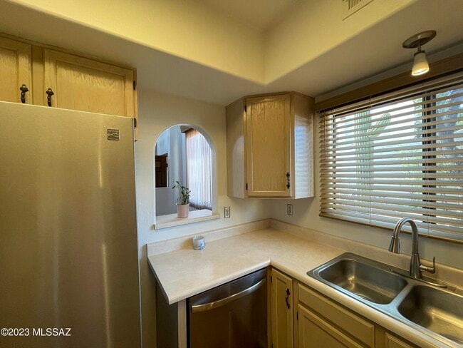 Building Photo - 11865 N Copper Butte Dr