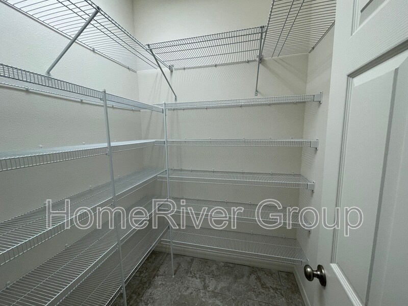 Building Photo - 8513 Grand Aspen Wy