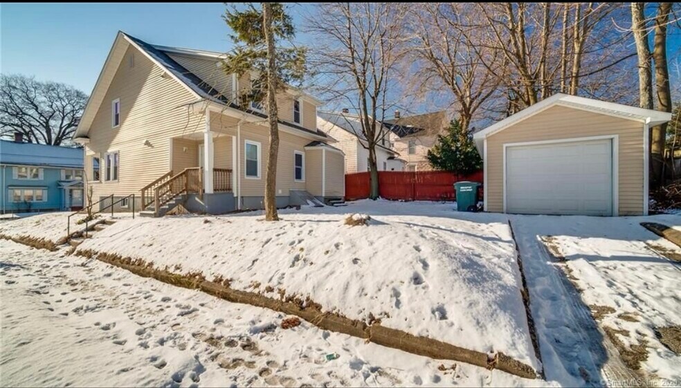 Primary Photo - 196 Fairview Ave