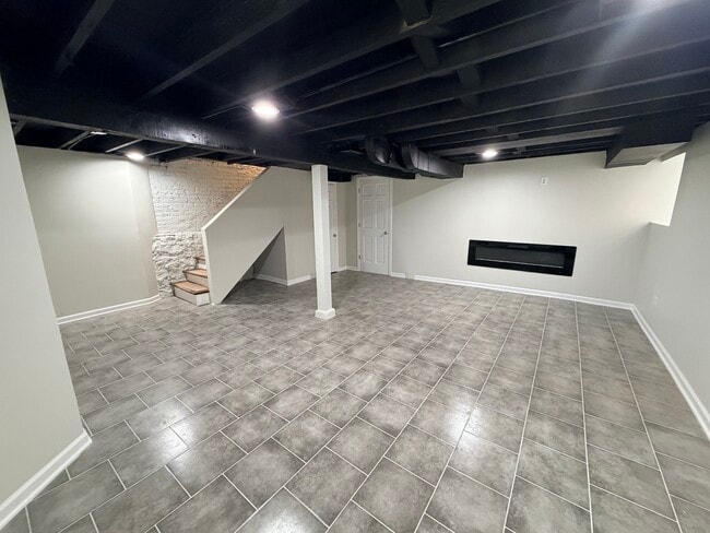 Building Photo - 11415 S Prairie Ave