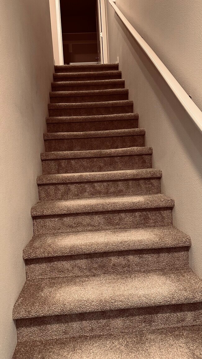 Building Photo - 19724 SW Brandy Ln