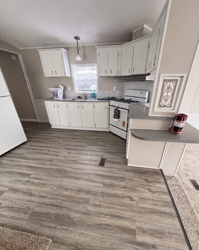 Building Photo - 200 N 28th St