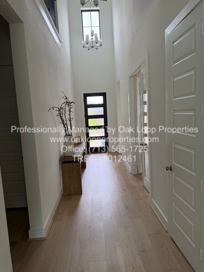 Building Photo - 10614 Kingston Spg Dr