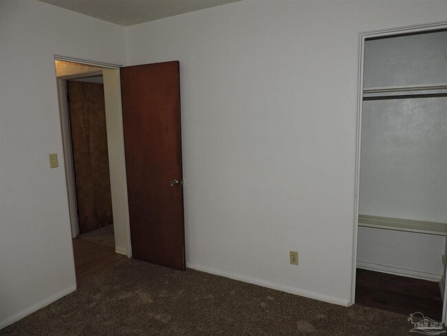 Building Photo - 1010 Pennsylvania Dr