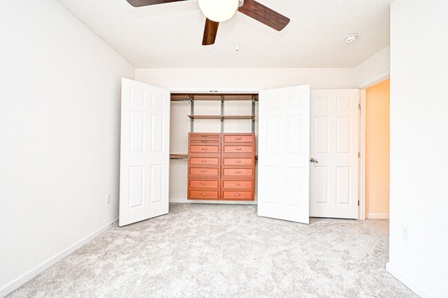 Building Photo - 8453 Forest Valley Dr