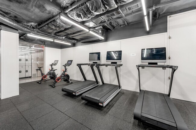 Building Photo - 175 2nd St