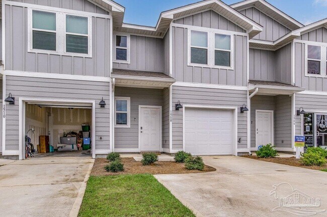 Primary Photo - 1508 Farragut Way
