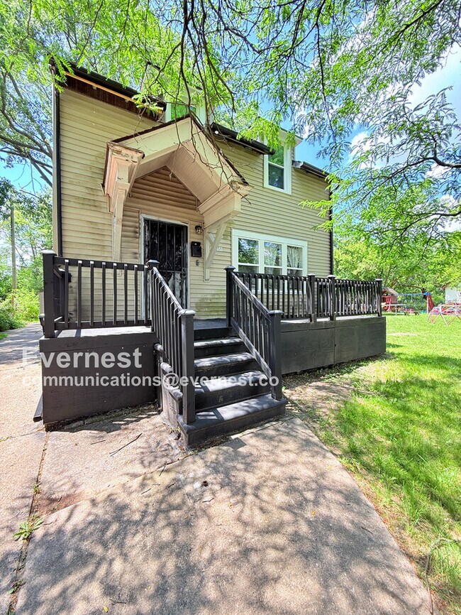 Primary Photo - 12653 Waltham St