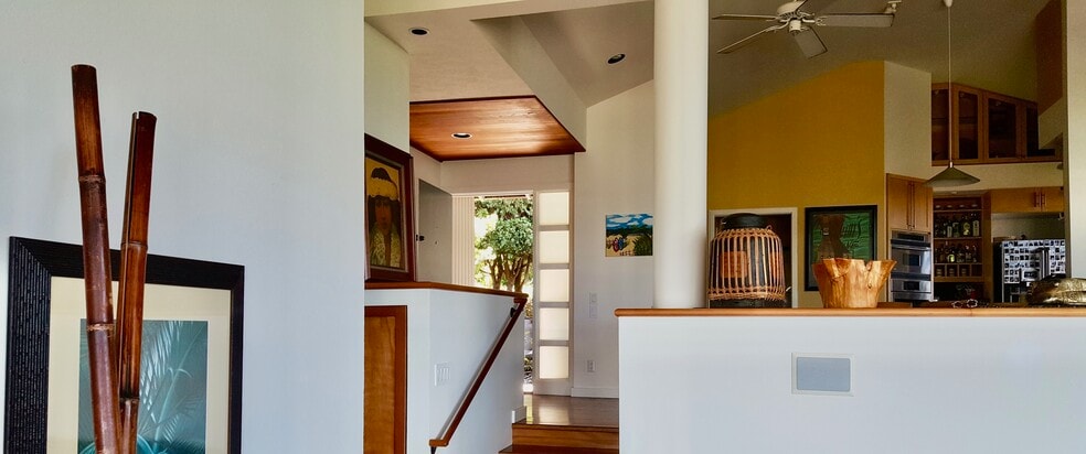 Building Photo - 2158 Halekoa Dr