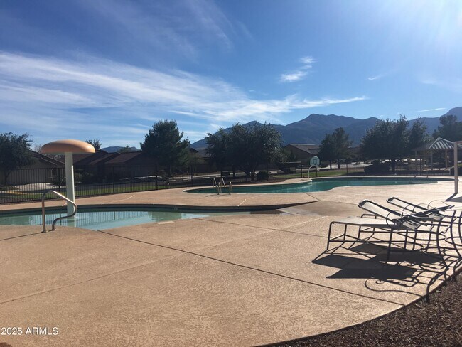 Building Photo - 4651 Big Bend St