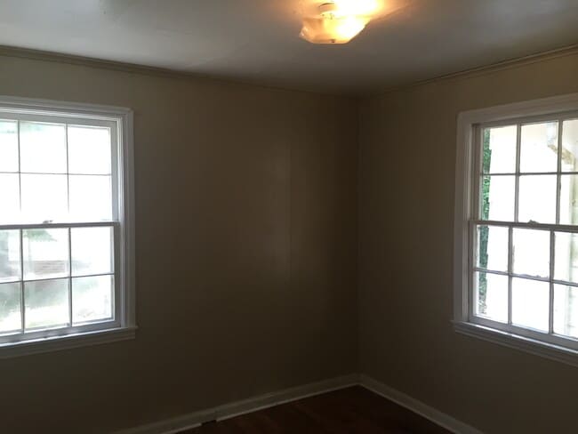 Building Photo - **AVAILABLE NOW**Near Ft. Benning/Columbus, GA 3 Bedroom / 1 Bathroom Home for Rent***
