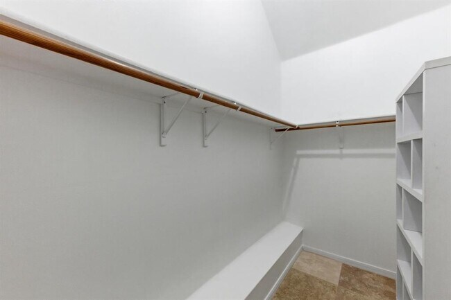 Building Photo - 6405 Aden Ln