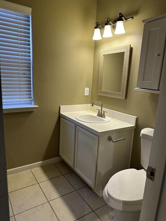 Building Photo - 17438 Ivy Stream Dr