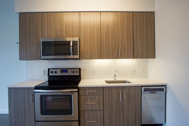 Building Photo - Modern & Sleek 1Bdr w/Floor-to-Ceiling Windows + Pet OK!