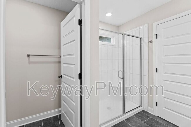 Building Photo - 3070 Venetian Dr