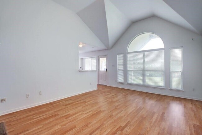 Building Photo - 11717 Dunfries Ln