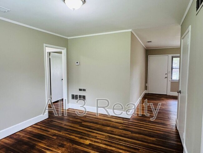 Building Photo - 957 Parkwood Ct