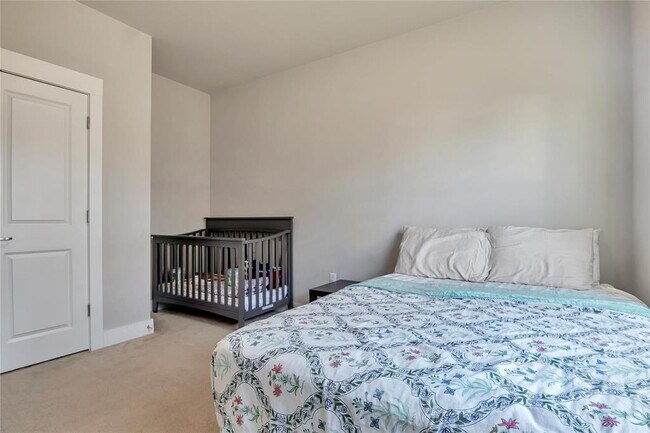 Building Photo - 9302 McKnight Loop