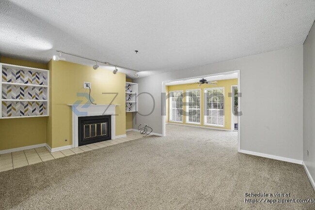 Building Photo - 1206 Riverview Dr